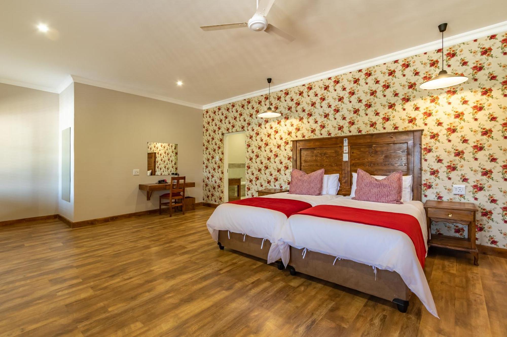 Little Pilgrims Boutique 3*